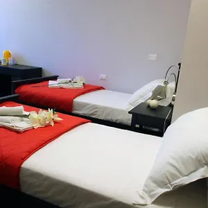 https://milanorooms-bacone.it-lombardy.com