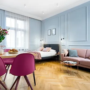 P&j Luxury Krakow